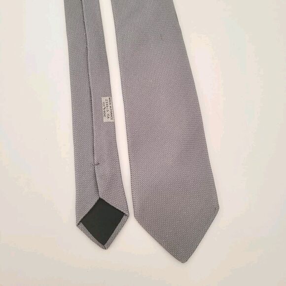 Hermes Men's Neck Tie Made In France Designer Silk Solid Gray Luxury Modern - Picture 1 of 11